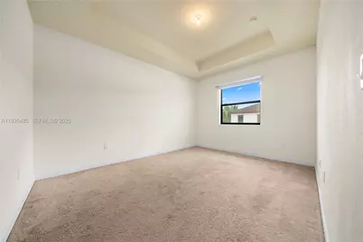 3366 W 90th Ter, Hialeah, FL 33018 - Photo 13