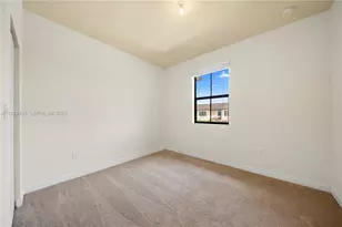 3366 W 90th Terrace, Hialeah, FL 33018 - Photo 9