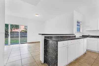 636 SW 7th Ter, Florida City, FL 33034 - Photo 13