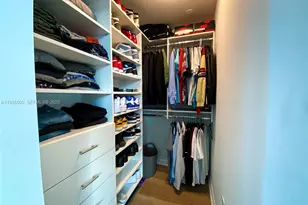 350 NE 24th St, Miami, FL 33137 - Photo 9