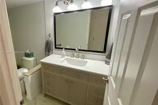 2101 S Ocean Dr, Hollywood, FL 33019 - Photo 23