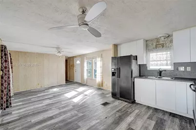 361 NW 135th Ave, Plantation, FL 33325 - Photo 11