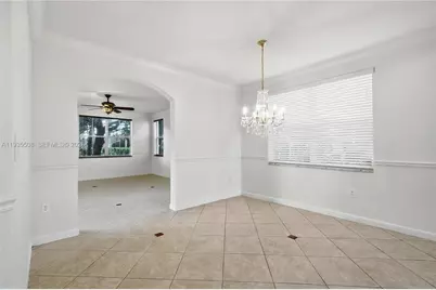 2388 SW 127th Ave, Miramar, FL 33027 - Photo 11