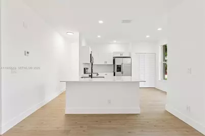 5532 NW 55th Ter, Coconut Creek, FL 33073 - Photo 13