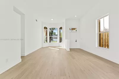 5532 NW 55th Ter, Coconut Creek, FL 33073 - Photo 5