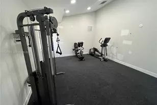 6900 SW 39th St, Davie, FL 33314 - Photo 17