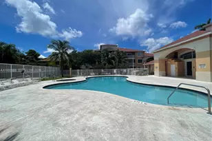 6900 SW 39th St, Davie, FL 33314 - Photo 9