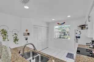 14817 Balgowan Rd, Miami Lakes, FL 33016 - Photo 21