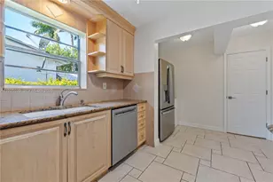 232 SE 6th St, Dania Beach, FL 33004 - Photo 17