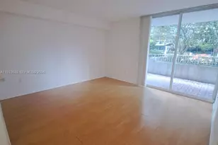 5077 NW 7th St, Miami, FL 33126 - Photo 3