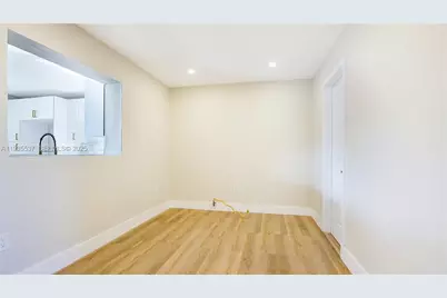 11440 NW 46th Pl, Sunrise, FL 33323 - Photo 9