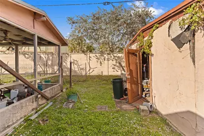 6811 Thomas St, Hollywood, FL 33024 - Photo 29