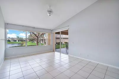 2437 S Coral Trace Cir #2437, Delray Beach, FL 33445 - Photo 9