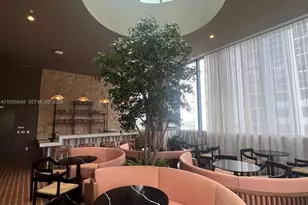 11 NE 6th St, Miami, FL 33132 - Photo 5