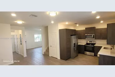 2459 SE 10th St #0, Homestead, FL 33035 - Photo 3