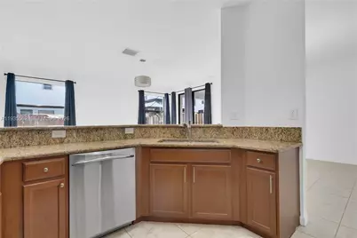 11228 SW 239th St #11228, Homestead, FL 33032 - Photo 9