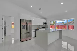 14809 SW 180th St, Miami, FL 33187 - Photo 3