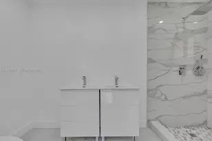 14809 SW 180th St, Miami, FL 33187 - Photo 21