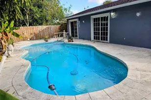 7601 Kimberly Blvd, North Lauderdale, FL 33068 - Photo 29