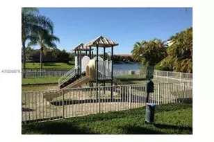 8540 SW 212th St, Cutler Bay, FL 33189 - Photo 35