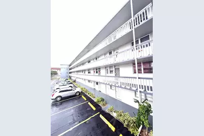 18601 NE 14th Ave #201, Miami, FL 33179 - Photo 29