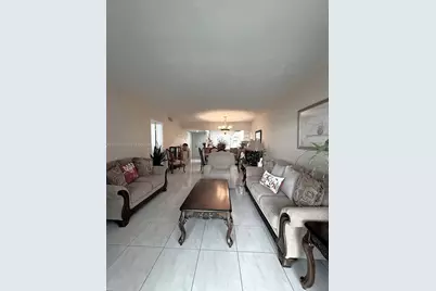 18601 NE 14th Ave #201, Miami, FL 33179 - Photo 9