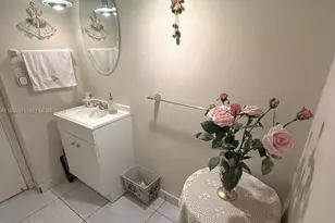 18601 NE 14th Ave, Miami, FL 33179 - Photo 13