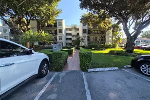 8811 SW 132nd Pl, Miami, FL 33186 - Photo 33