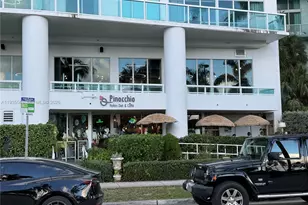 1800 N Bayshore Dr, Miami, FL 33132 - Photo 23