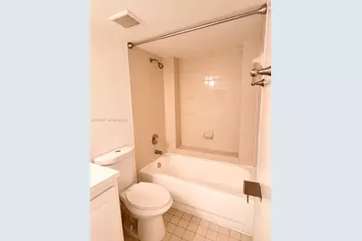 8245 Lake Dr #207, Doral, FL 33166 - Photo 9