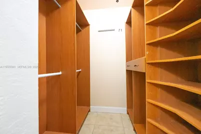 17302 NW 63rd Pl, Hialeah, FL 33015 - Photo 35