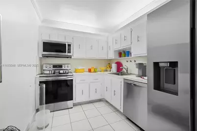 20301 W Country Club Dr #1226, Aventura, FL 33180 - Photo 5