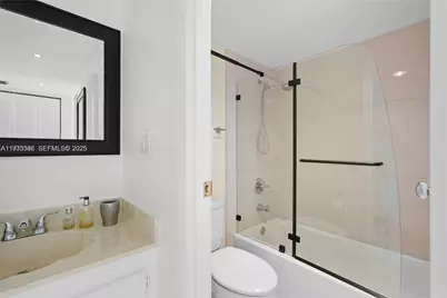 20301 W Country Club Dr #1226, Aventura, FL 33180 - Photo 13