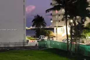 471 NE 25th St, Miami, FL 33137 - Photo 47