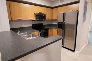 471 NE 25th St, Miami, FL 33137 - Photo 9