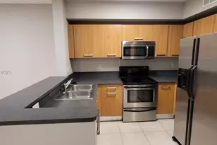 471 NE 25th St, Miami, FL 33137 - Photo 3