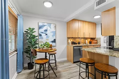 1125 NE 16th Pl #209, Fort Lauderdale, FL 33305 - Photo 11