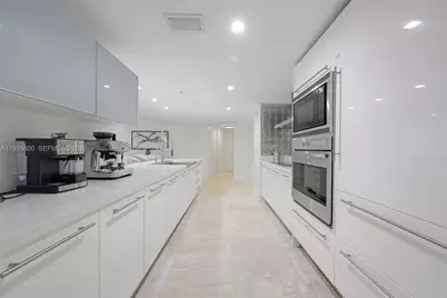 200 Sunny Isles Blvd #TH-205, Sunny Isles Beach, FL 33160 - Photo 9