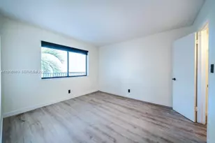 8020 Hampton Blvd, North Lauderdale, FL 33068 - Photo 9