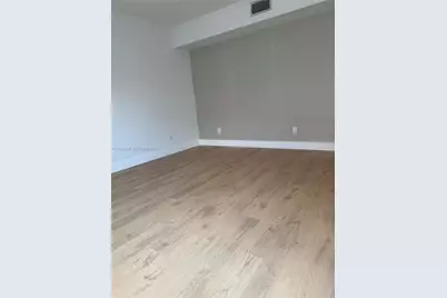 1090 SE 6th Ave, Dania Beach, FL 33004 - Photo 3