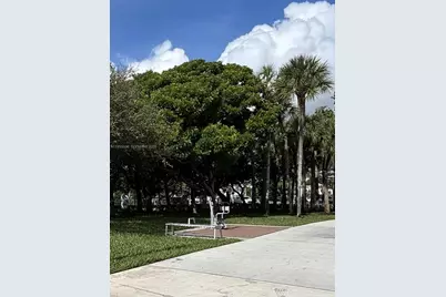 8425 Harding Ave #6, Miami Beach, FL 33141 - Photo 13