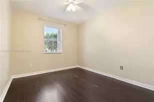 8562 NW 108th Ave, Doral, FL 33178 - Photo 29