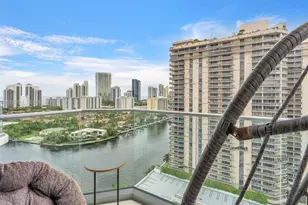 19707 Turnberry Way, Aventura, FL 33180 - Photo 11