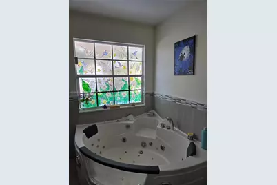 301 SW 5th St, Hallandale Beach, FL 33009 - Photo 15