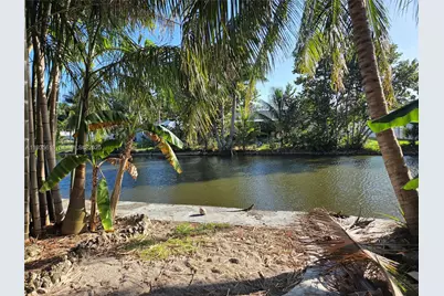 301 SW 5th St, Hallandale Beach, FL 33009 - Photo 5