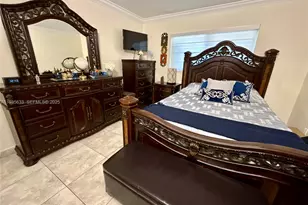 9353 Fontainebleau Blvd, Miami, FL 33172 - Photo 15