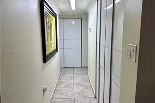 9353 Fontainebleau Blvd, Miami, FL 33172 - Photo 9