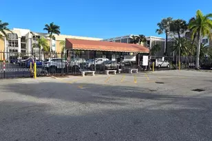 2990 NE 16th Ave, Oakland Park, FL 33334 - Photo 23