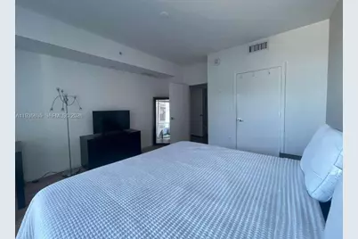 244 Biscayne Blvd #1904, Miami, FL 33132 - Photo 19