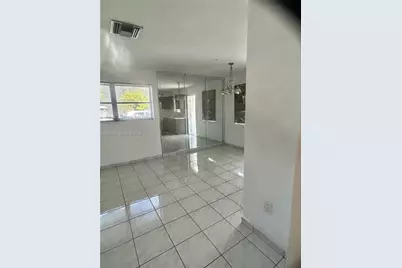 2230 Jackson St #1W, Hollywood, FL 33020 - Photo 11